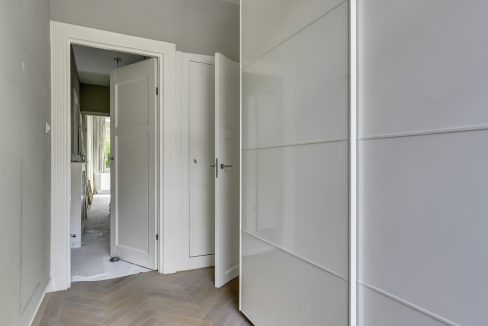 22_AMSTERDAM_1056_EX_Admiraal_de_Ruijterweg_127_1